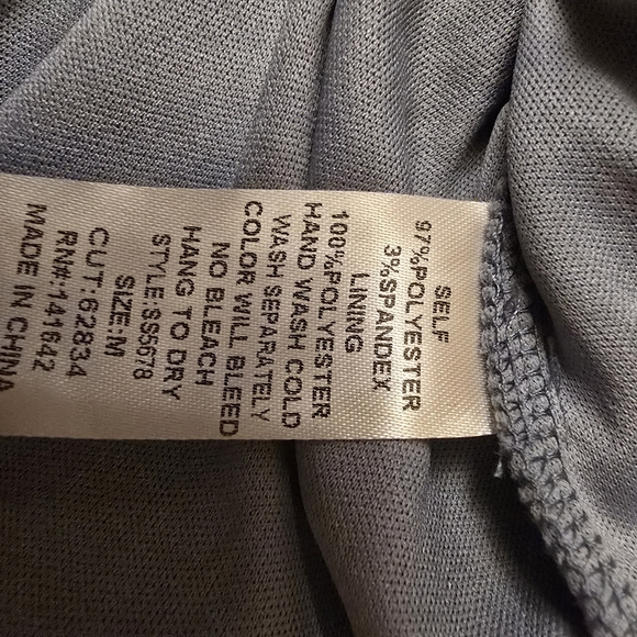 She + Sky Backless Gray Dress. Size Medium. Perfect Condition. - Picture 4 of 4